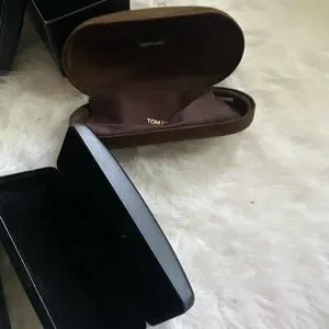 7 authentic sunglasses eye case Versace, Gucci, Tom Ford Valentino Gucci | Accessories | 7 Authentic Sunglasses Eye Case  main image 2